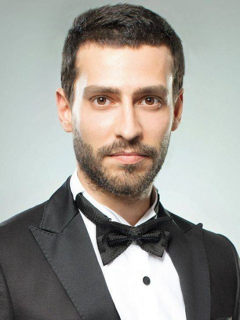 Сумейя коч. Hercai (ветреный) книга. Сумейе коч. Сумейя коч. Миран момжьян.