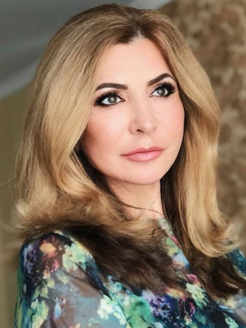 52-летнюю экс-участницу "Дома-2" осудили за фото в нижнем белье