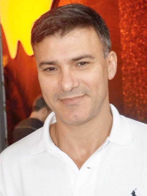 Леонарду миджиорин. Леонарду виейра фильмы. Леонарду виейра фильмы. Леонарду виейра. Леандру вийера актер.