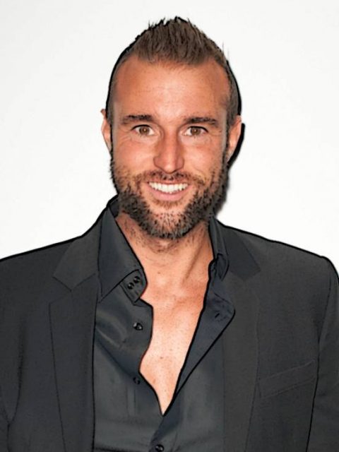 Энтони плейн журналист